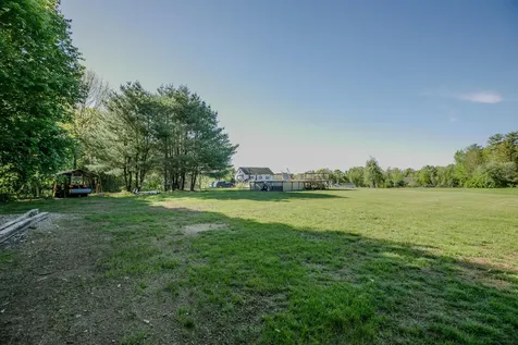 11 Old Western Avenue Winthrop ME 04364