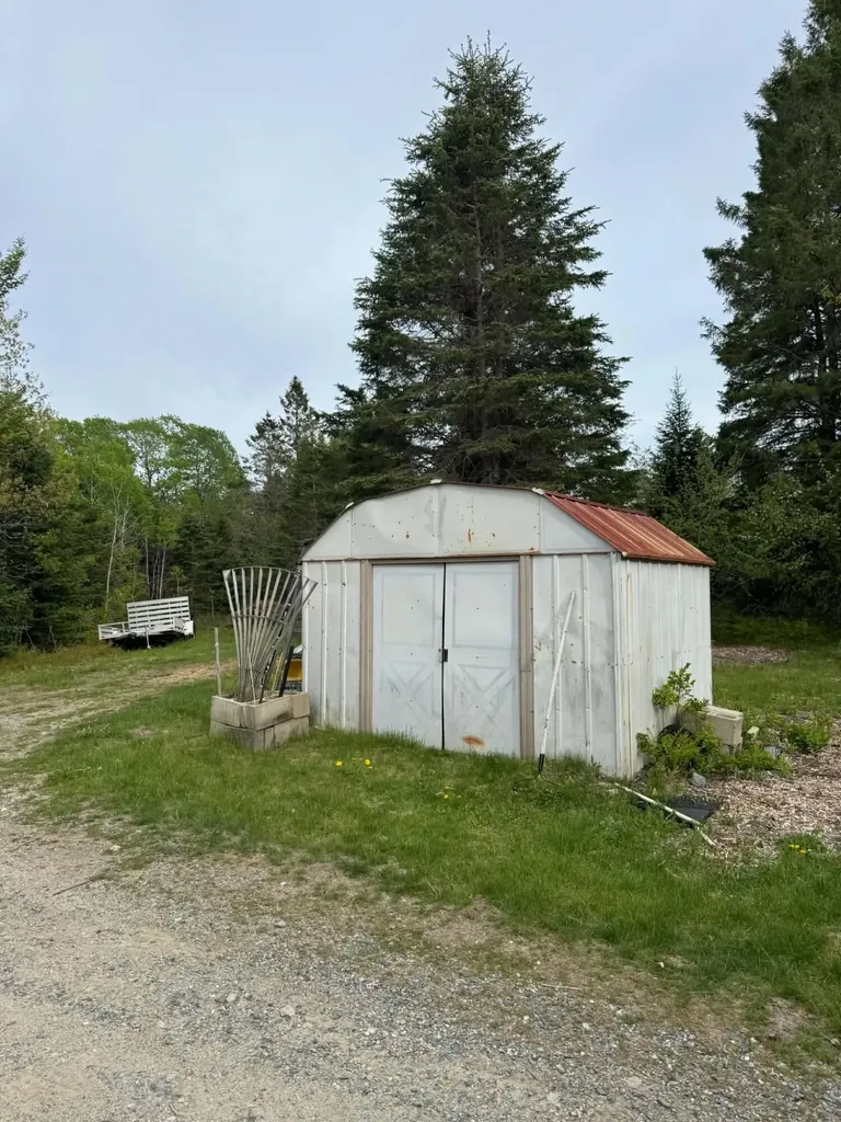 15 Old Mill Stream Road Sullivan ME 04664