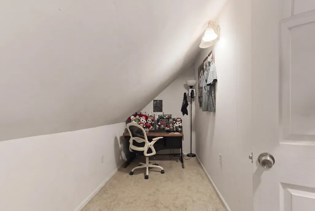 354 East Avenue Lewiston ME 04240