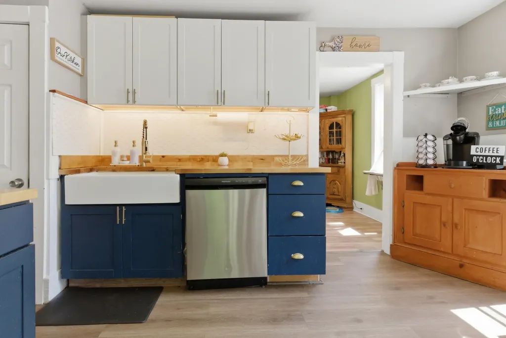 354 East Avenue Lewiston ME 04240