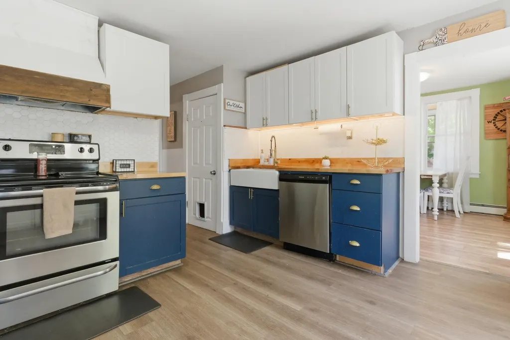 354 East Avenue Lewiston ME 04240