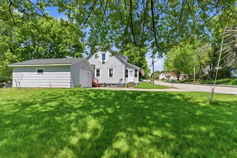 354 East Avenue Lewiston ME 04240