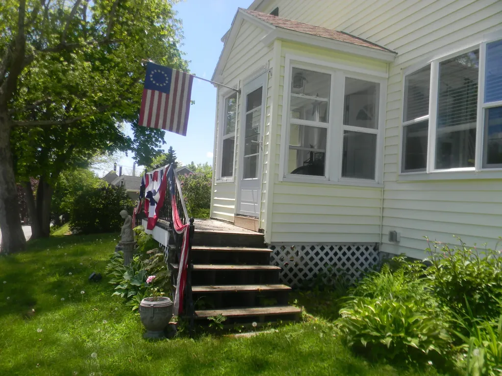 26 Mechanic Street Bucksport ME 04416