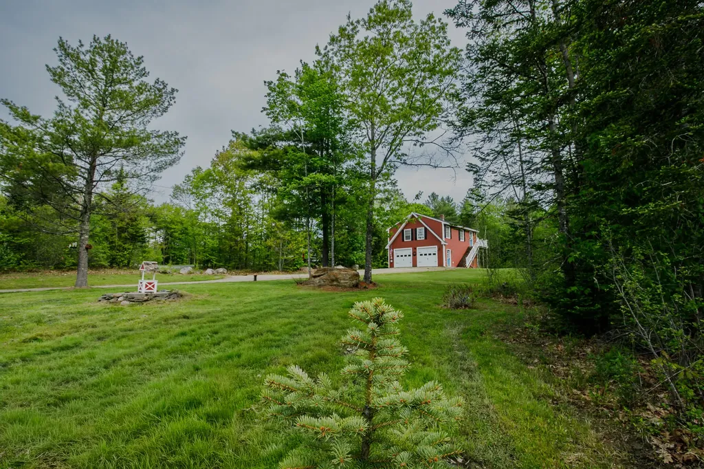 161 Rockwood Estates West Gardiner ME 04345