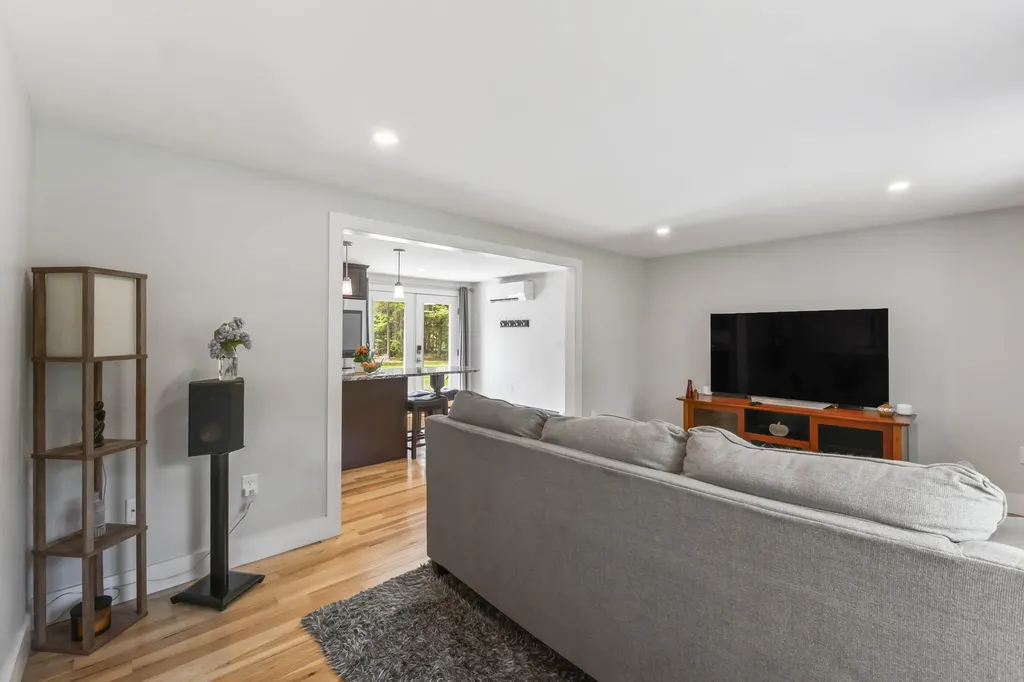 22 Woodridge Drive Standish ME 04085