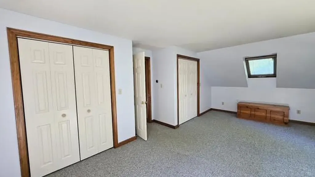 22 Woodridge Drive Standish ME 04085