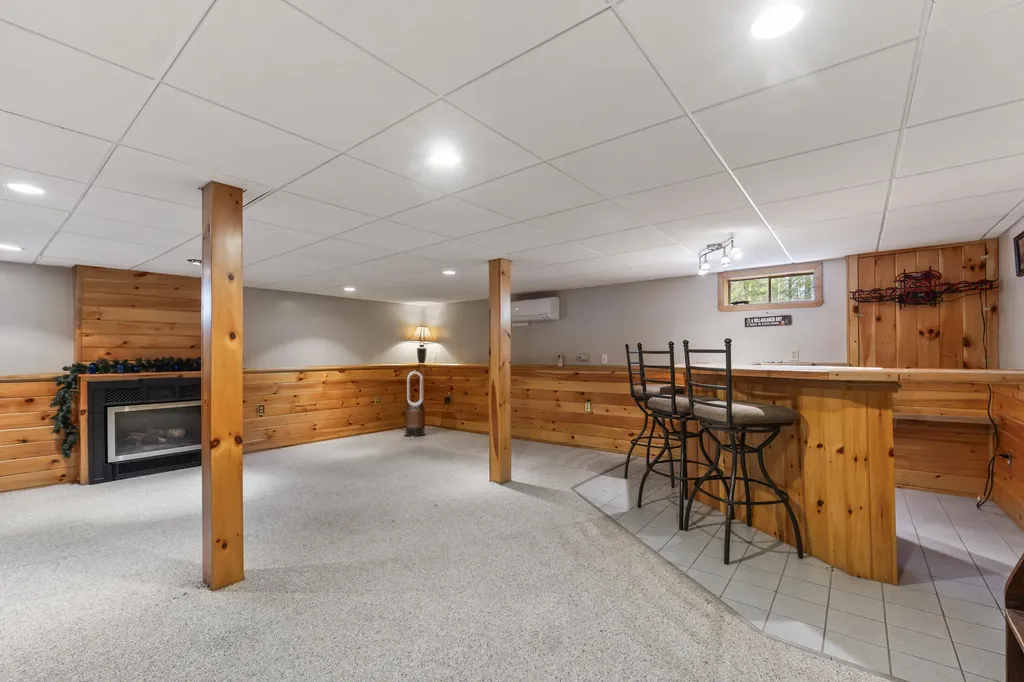 22 Woodridge Drive Standish ME 04085
