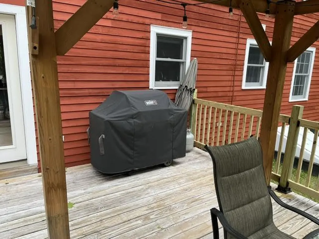 22 Woodridge Drive Standish ME 04085
