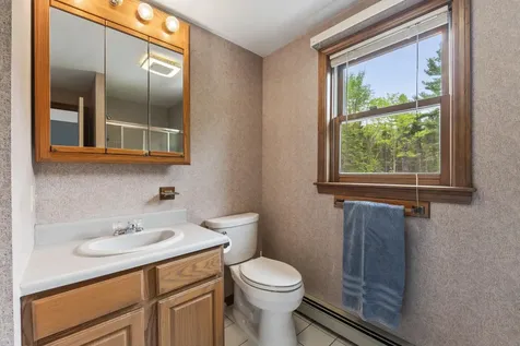 22 Woodridge Drive Standish ME 04085