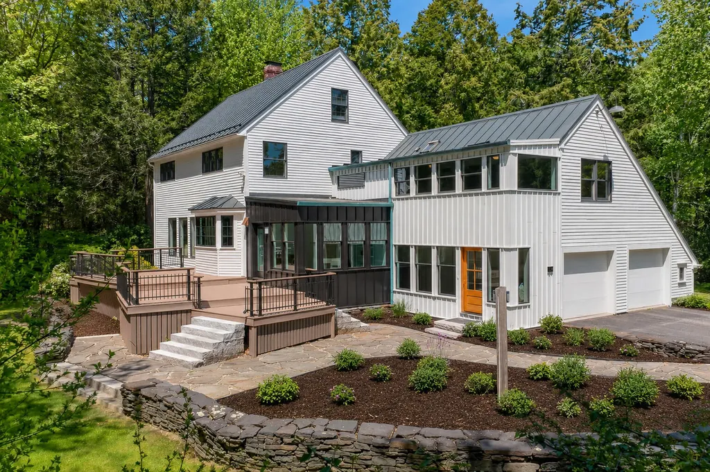14 Pine Ridge Road Cumberland ME 04110