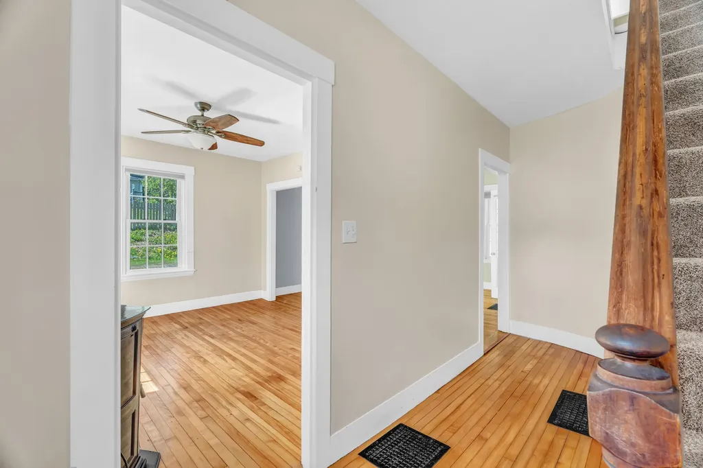 9 Fountain Street Gardiner ME 04345