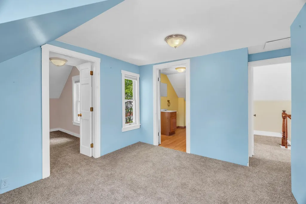 9 Fountain Street Gardiner ME 04345
