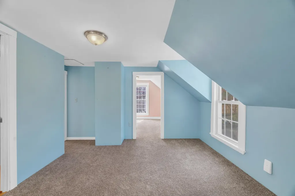 9 Fountain Street Gardiner ME 04345