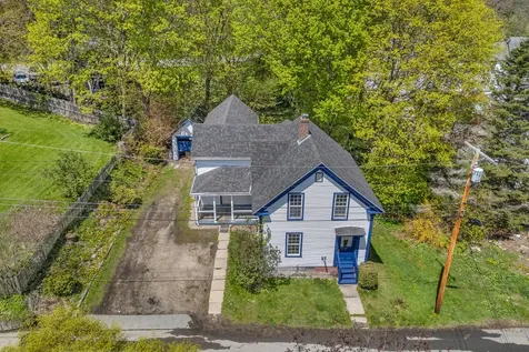9 Fountain Street Gardiner ME 04345