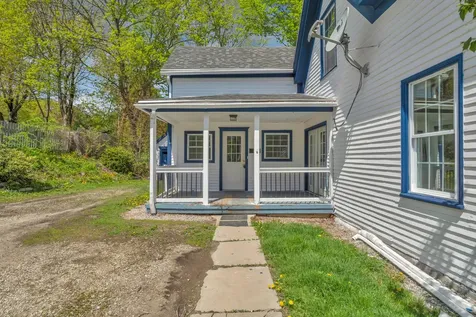 9 Fountain Street Gardiner ME 04345