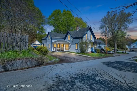 9 Fountain Street Gardiner ME 04345