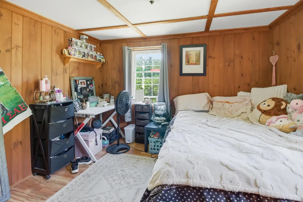 574 Canaan Road Skowhegan ME 04976