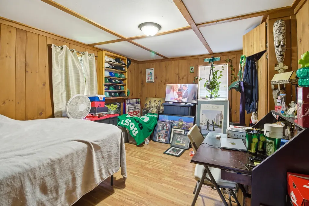 574 Canaan Road Skowhegan ME 04976