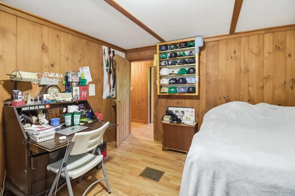 574 Canaan Road Skowhegan ME 04976