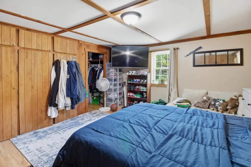574 Canaan Road Skowhegan ME 04976