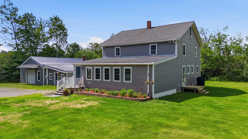 574 Canaan Road Skowhegan ME 04976