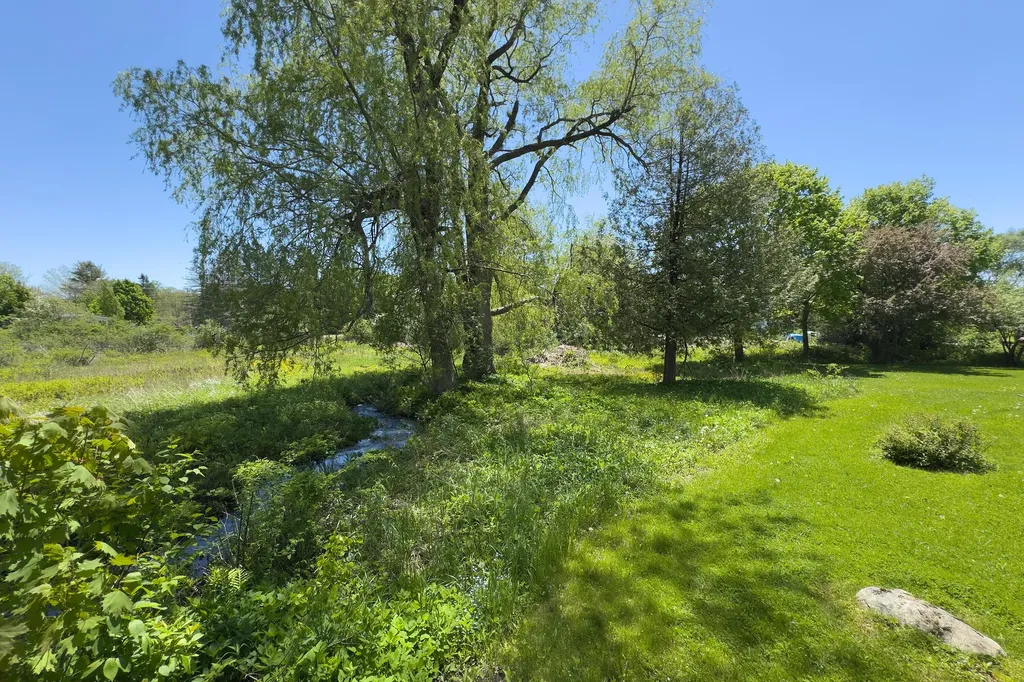 17 Georges Street Thomaston ME 04861