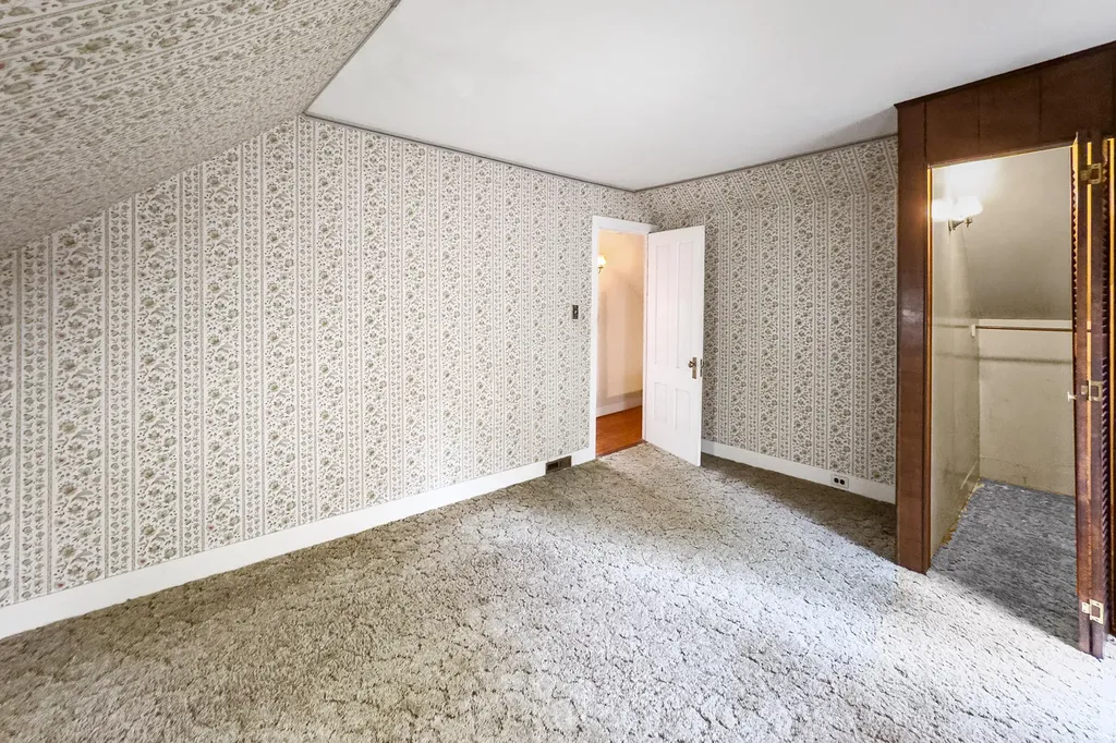 17 Georges Street Thomaston ME 04861