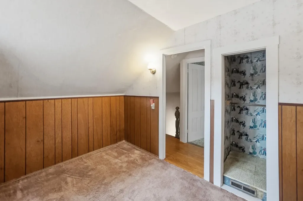 17 Georges Street Thomaston ME 04861