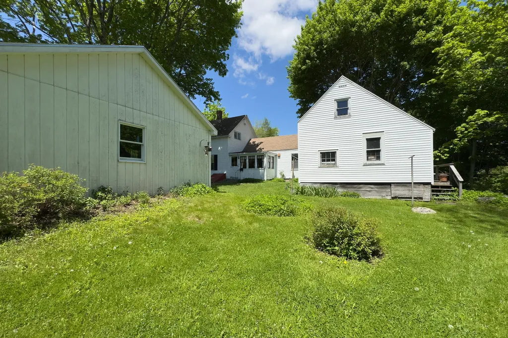 17 Georges Street Thomaston ME 04861