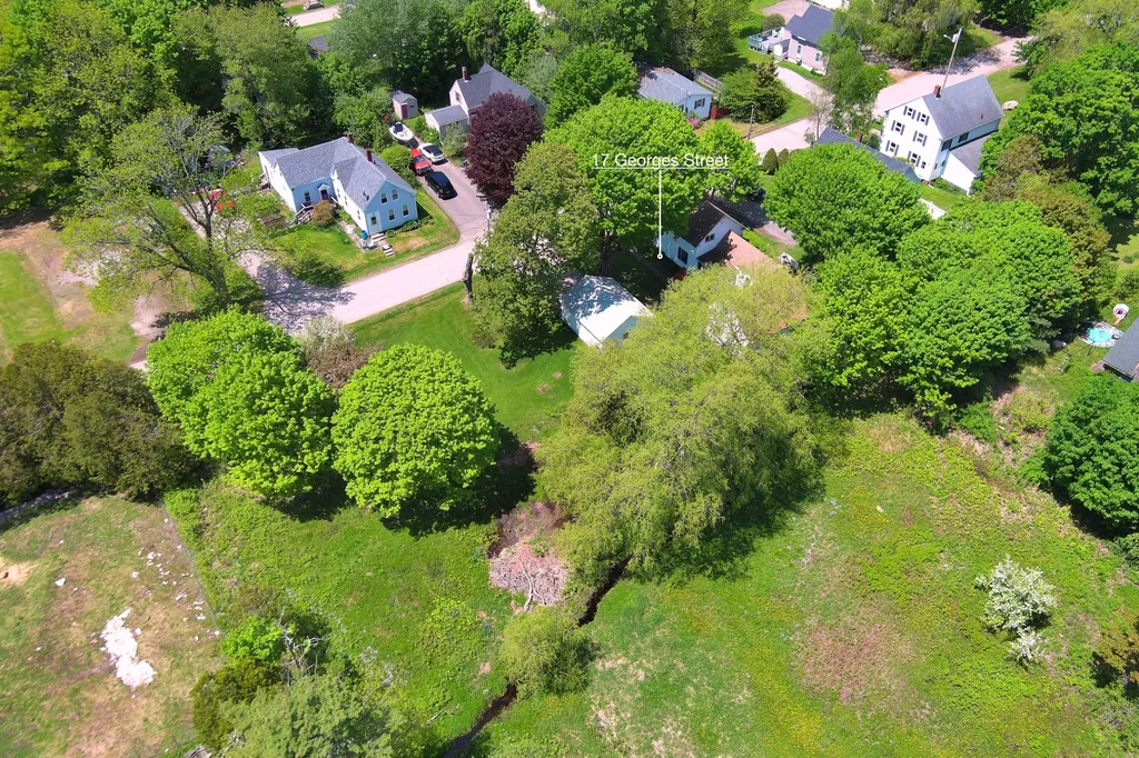 17 Georges Street Thomaston ME 04861