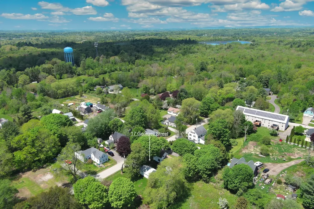 17 Georges Street Thomaston ME 04861