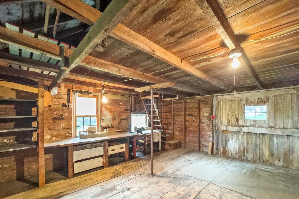 17 Georges Street Thomaston ME 04861
