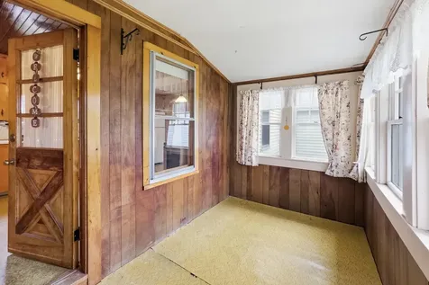 17 Georges Street Thomaston ME 04861