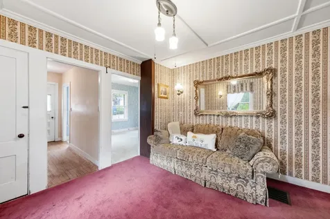 17 Georges Street Thomaston ME 04861