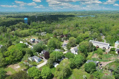 17 Georges Street Thomaston ME 04861