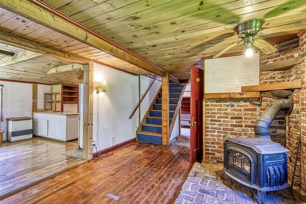 737 East Blue Hill Road Blue Hill ME 04614