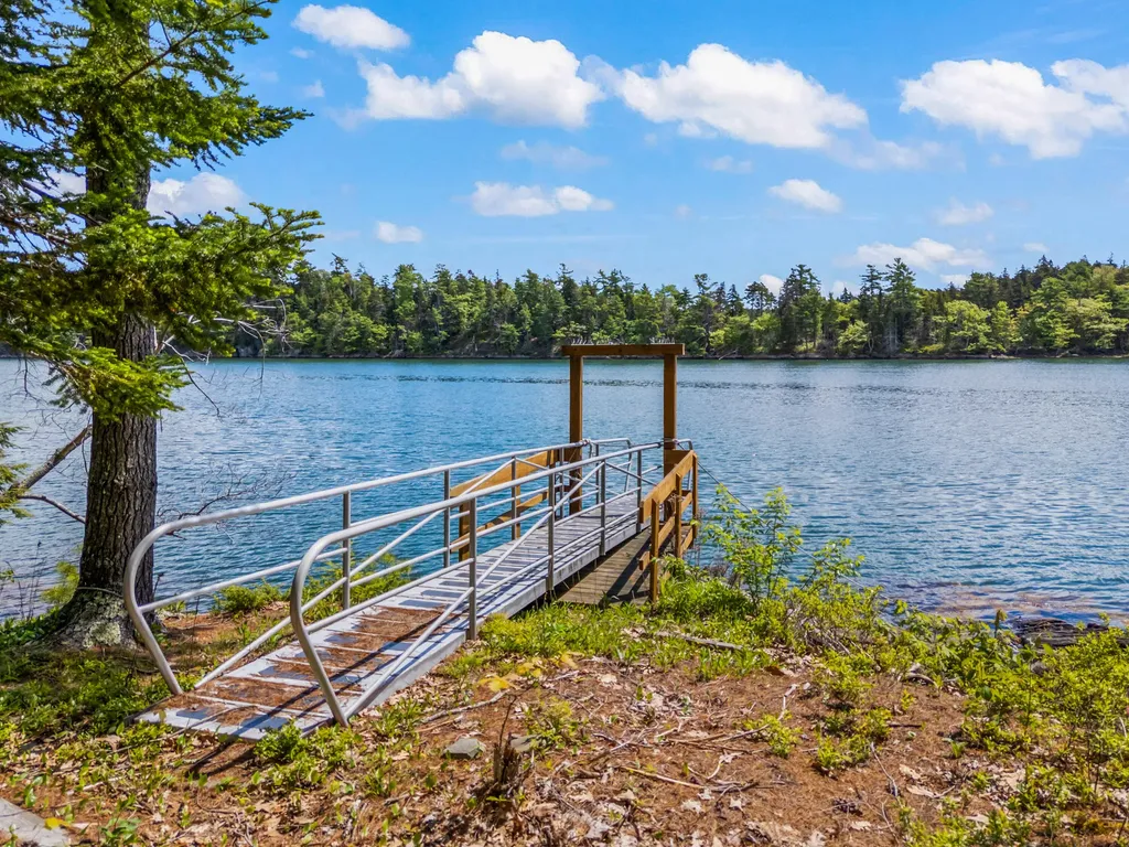 63 Laurel Shore Drive Harpswell ME 04079