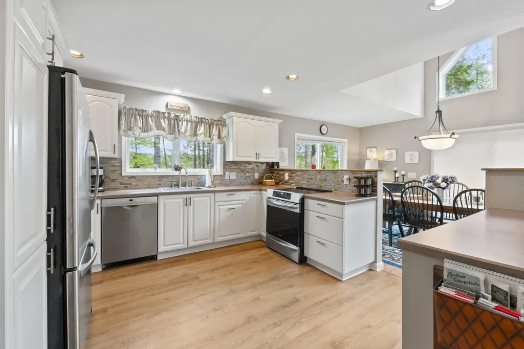 63 Laurel Shore Drive Harpswell ME 04079