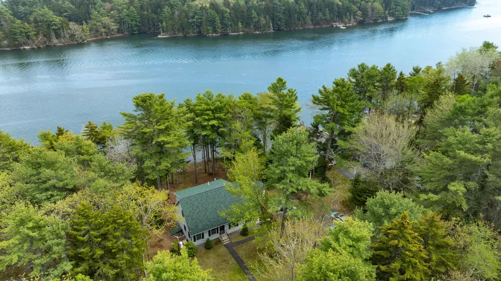63 Laurel Shore Drive Harpswell ME 04079