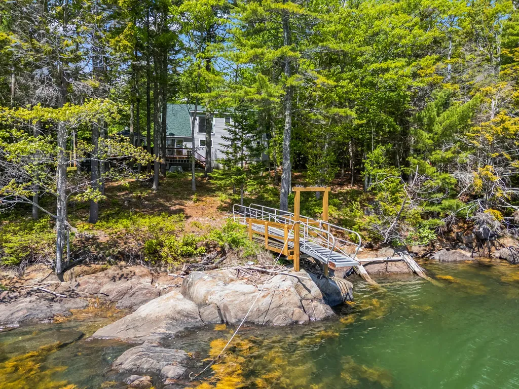 63 Laurel Shore Drive Harpswell ME 04079