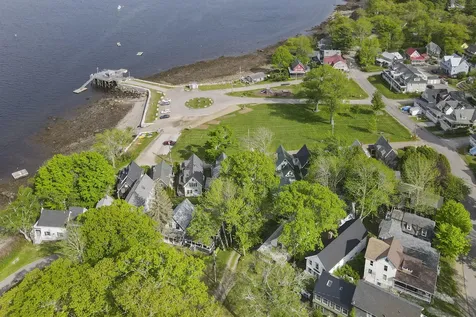 14 Auditorium Park Northport ME 04849