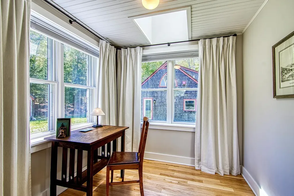 62 York Road Blue Hill ME 04614