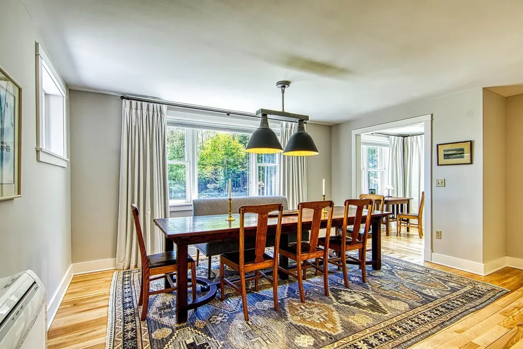 62 York Road Blue Hill ME 04614