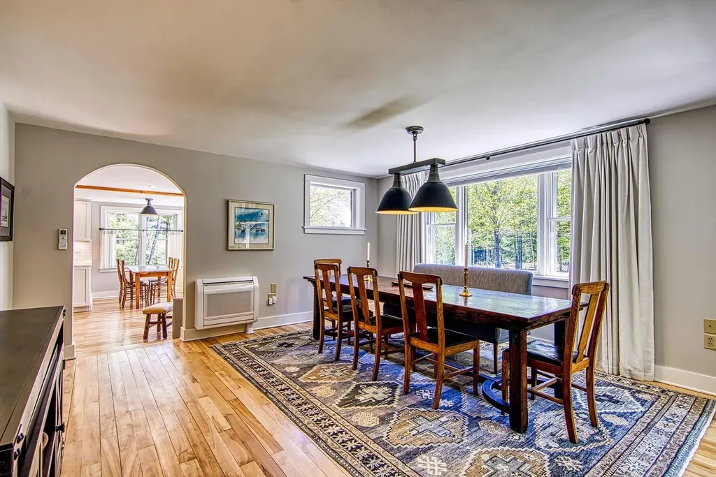 62 York Road Blue Hill ME 04614