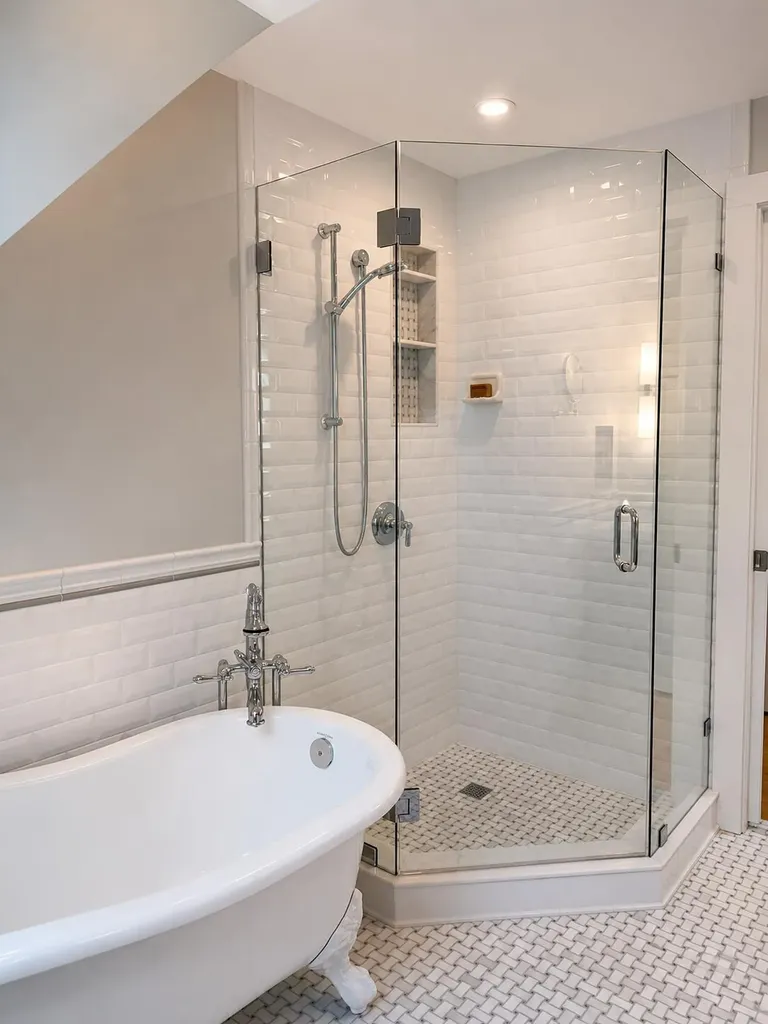 62 York Road Blue Hill ME 04614