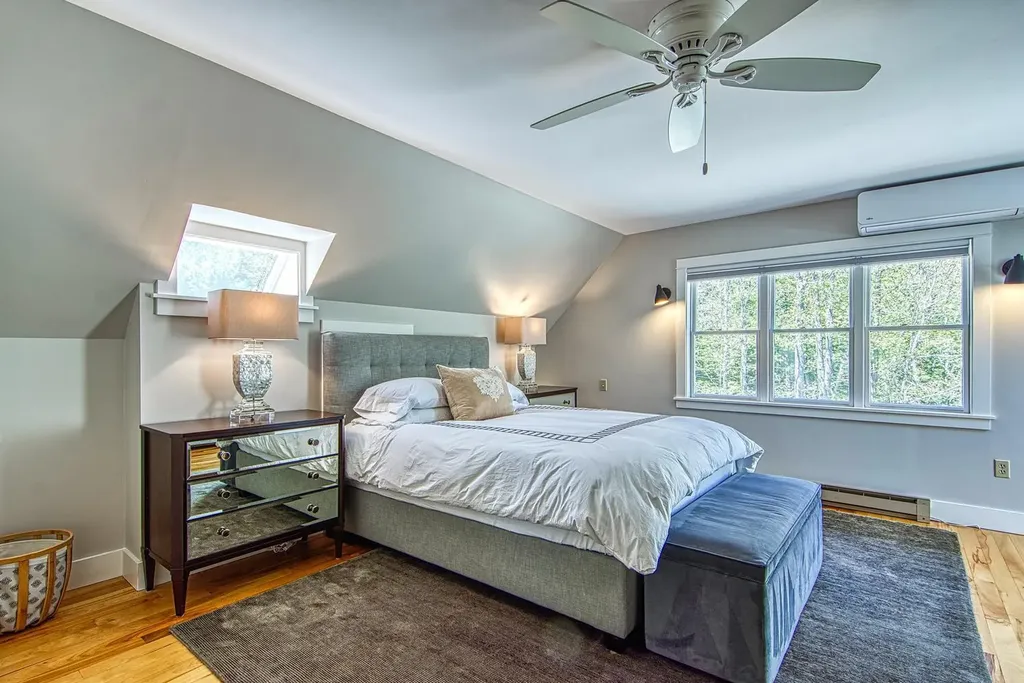 62 York Road Blue Hill ME 04614