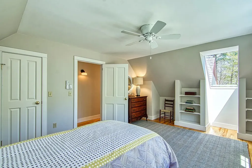 62 York Road Blue Hill ME 04614