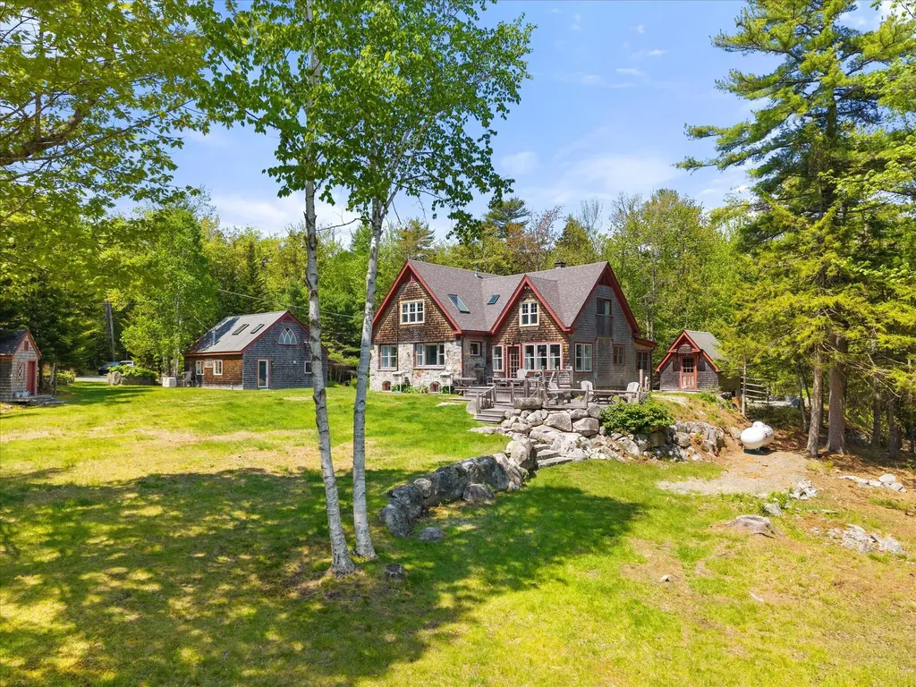 62 York Road Blue Hill ME 04614