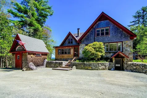 62 York Road Blue Hill ME 04614