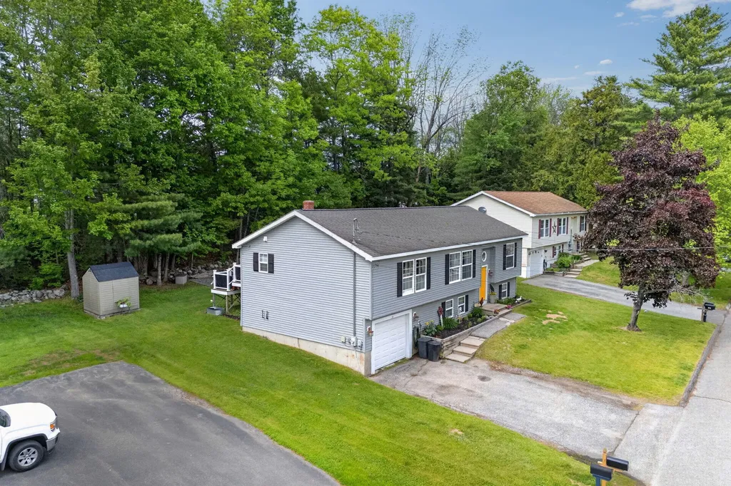 54 Mark Street Lewiston ME 04240
